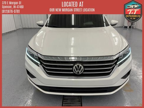 Used 2020 Volkswagen Passat 2.0T SEL image 11
