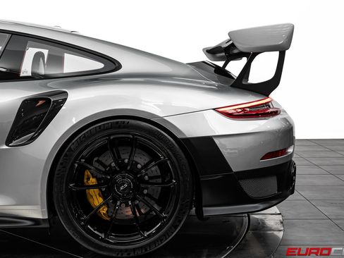 Used 2019 Porsche 911 GT2 RS RWD image 23