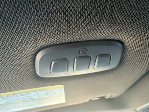 Used 2016 Ford F150 King Ranch w/ Equipment Group 601A Luxury AWD/4WD image 29