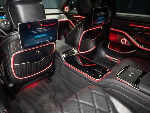 New 2026 Mercedes-Benz Maybach S 580 4MATIC image 17