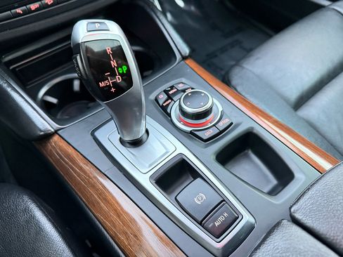 Used 2011 BMW X6 xDrive35i image 31