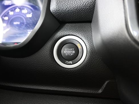 Used 2023 RAM 1500 Laramie AWD/4WD image 33
