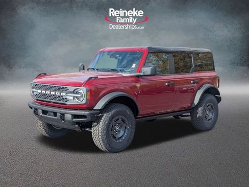 New 2025 Ford Bronco Badlands w/ Sasquatch Package AWD/4WD image 1
