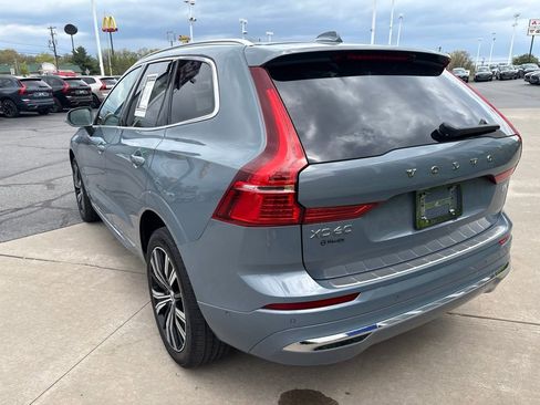 Certified 2023 Volvo XC60 B5 Plus AWD/4WD image 9