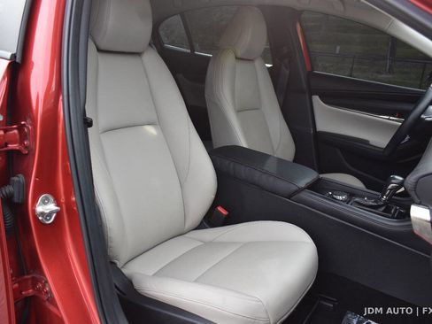 Used 2020 MAZDA MAZDA3 AWD Sedan w/ Preferred Package image 14