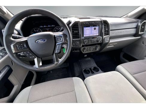 Used 2019 Ford F250 XL w/ STX Appearance Package AWD/4WD image 8