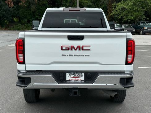 Used 2020 GMC Sierra 2500 4x4 Crew Cab w/ Gooseneck/5TH Wheel Package image 7