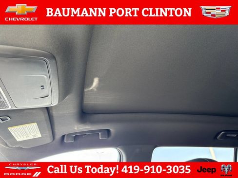 Used 2025 Chevrolet Equinox RS w/ Safety and Technology Package AWD/4WD image 24