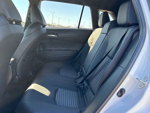 Used 2023 Toyota Corolla Cross XSE image 15