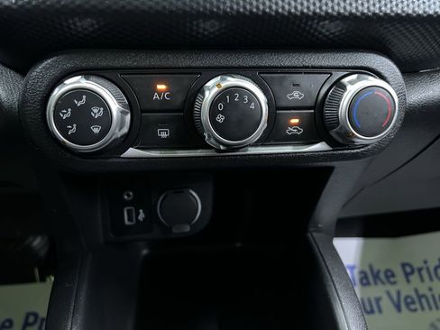 Used 2023 Nissan Kicks S FWD image 22