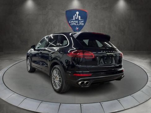 Used 2016 Porsche Cayenne S AWD/4WD image 3