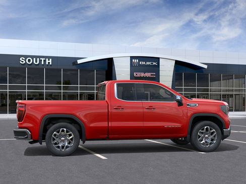 New 2026 GMC Sierra 1500 SLE image 5