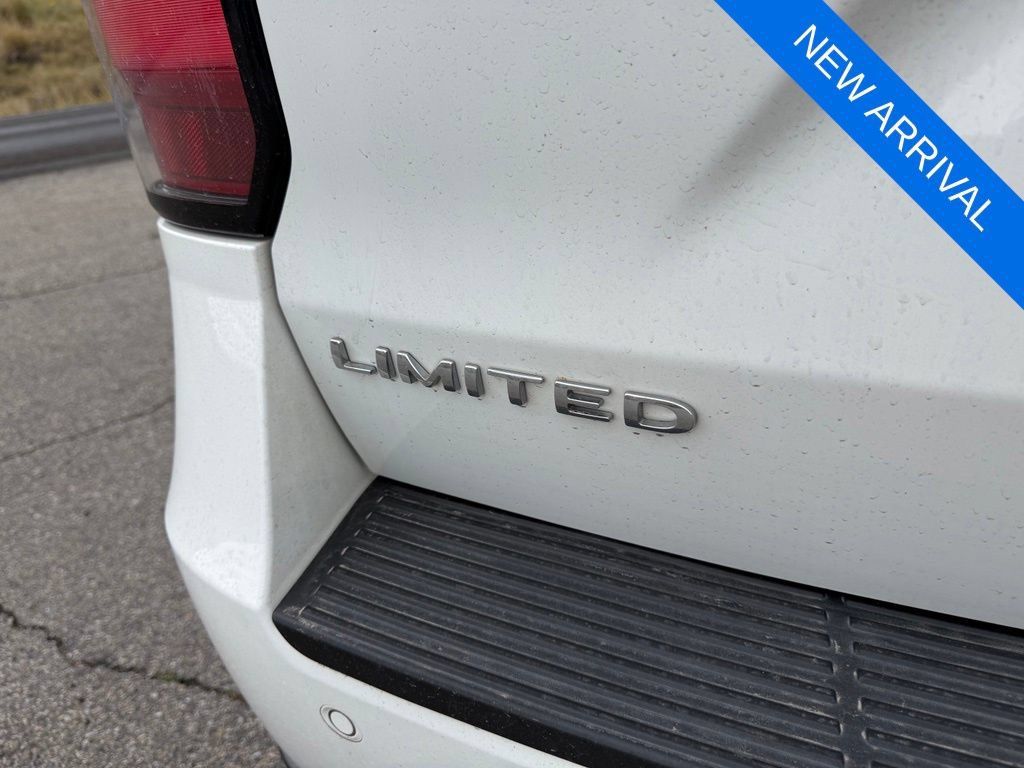 Used 2021 Ford Expedition Limited AWD/4WD image 7