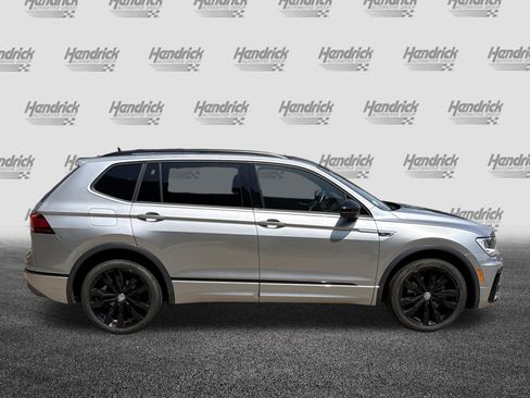 Used 2021 Volkswagen Tiguan SE R-Line AWD/4WD image 11