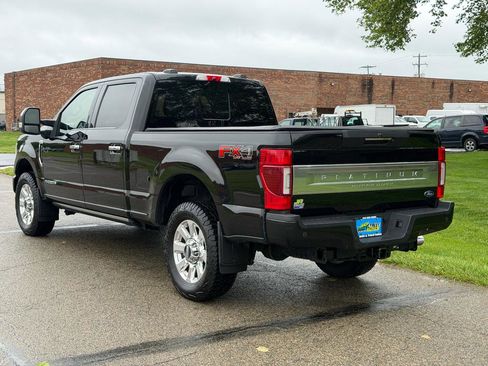 Used 2022 Ford F250 Platinum AWD/4WD image 4