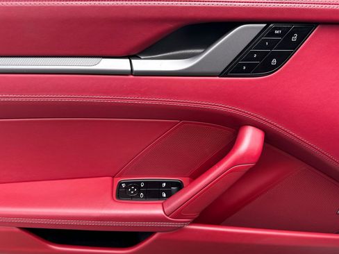 Used 2021 Porsche 911 Carrera S image 12