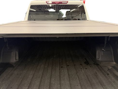 Used 2023 GMC Sierra 1500 AT4 w/ Technology Package AWD/4WD image 29