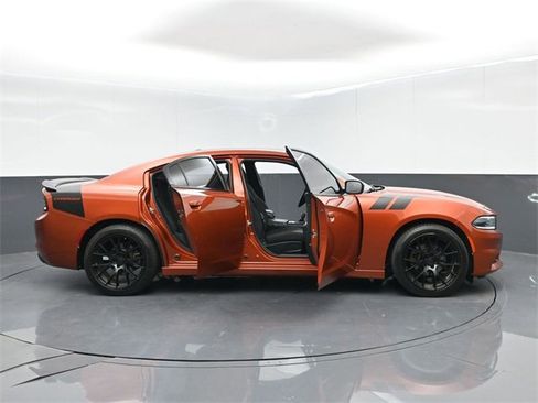 Used 2020 Dodge Charger SXT image 64