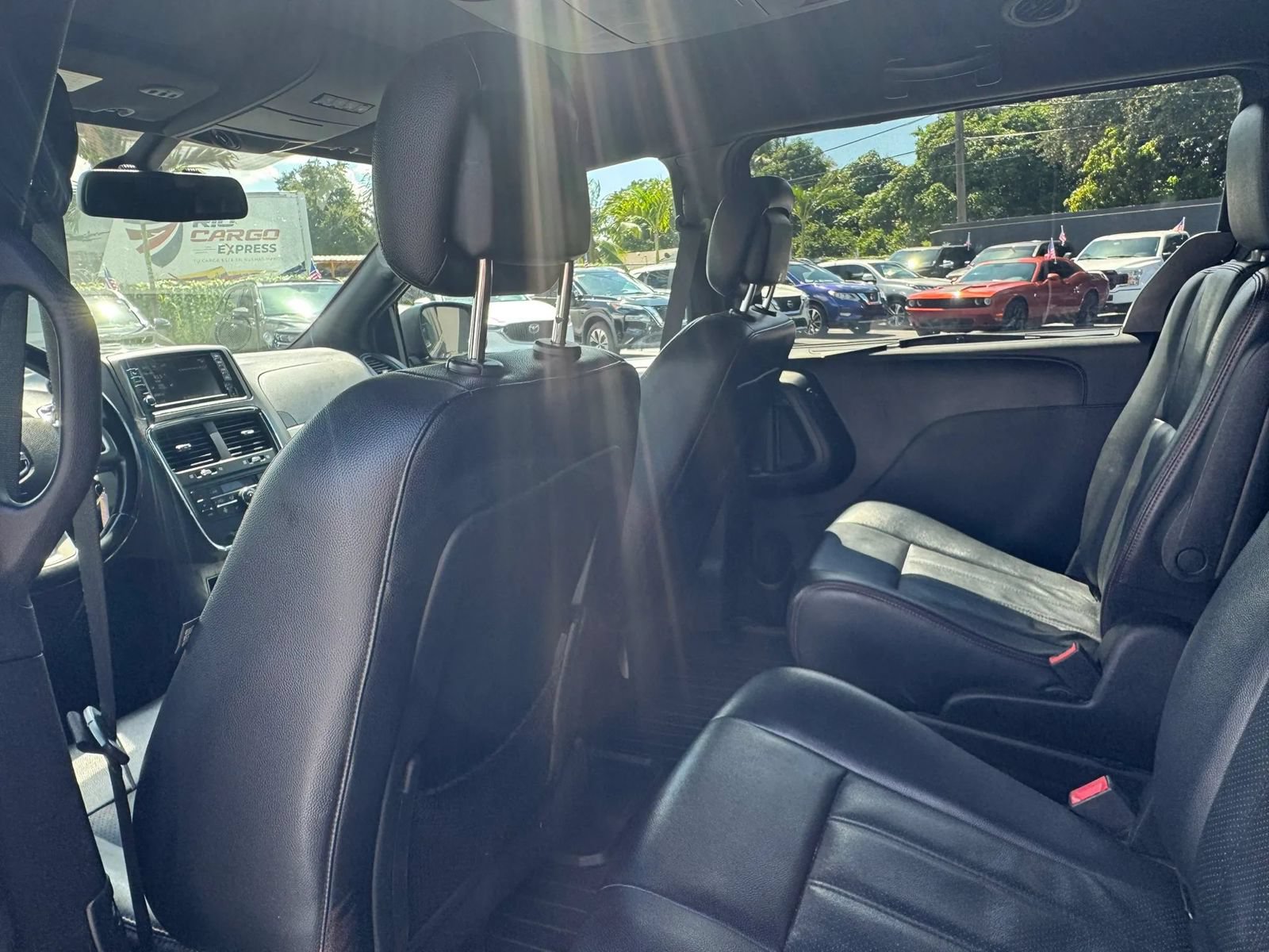 Used 2019 Dodge Grand Caravan GT FWD image 15