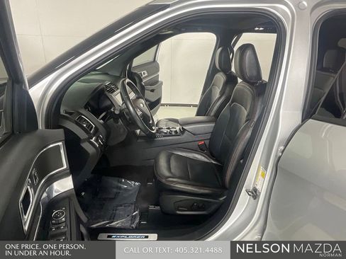 Used 2019 Ford Explorer Sport w/ Equipment Group 401A AWD/4WD image 11