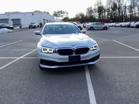 Used 2020 BMW 530i xDrive 530i xDrive w/ Premium Package image 9