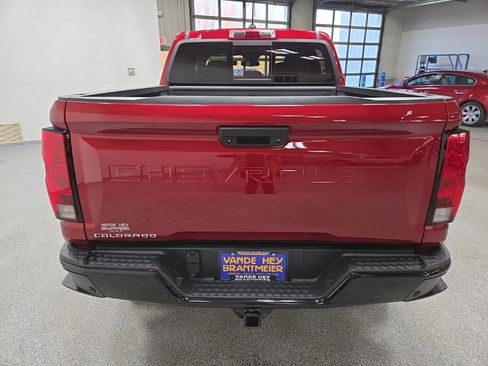 Used 2023 Chevrolet Colorado Trail Boss w/ Technology Package image 6