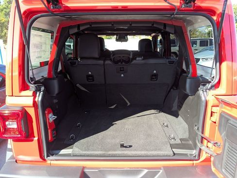 New 2026 Jeep Wrangler Unlimited Rubicon image 29