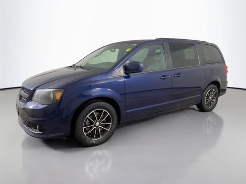 Used 2017 Dodge Grand Caravan GT FWD image 8