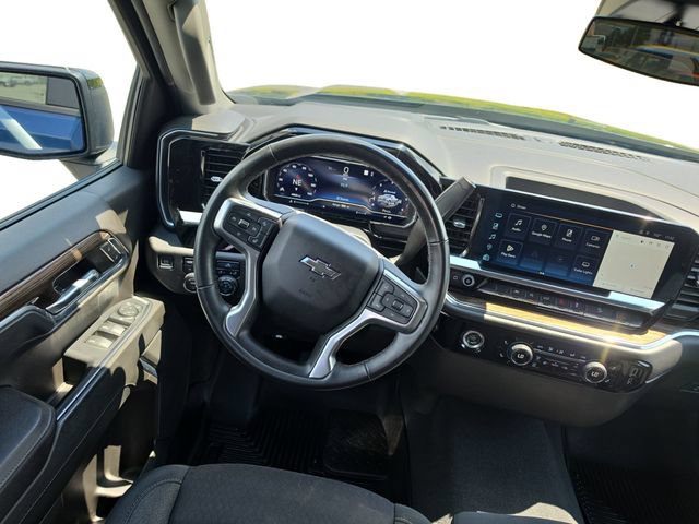 Used 2023 Chevrolet Silverado 1500 RST w/ Z71 Off-Road Package AWD/4WD image 14