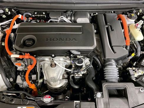Used 2023 Honda Accord Touring image 9