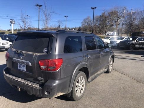Used 2017 Toyota Sequoia Limited image 5
