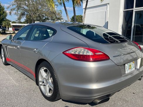 Used 2011 Porsche Panamera 4 image 5