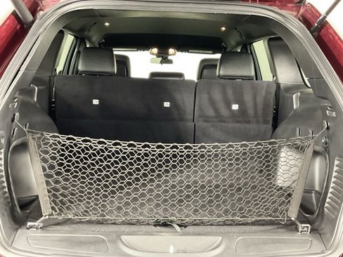 Used 2021 Jeep Grand Cherokee Laredo X image 20