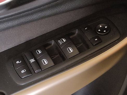 Used 2018 Jeep Cherokee Latitude image 27