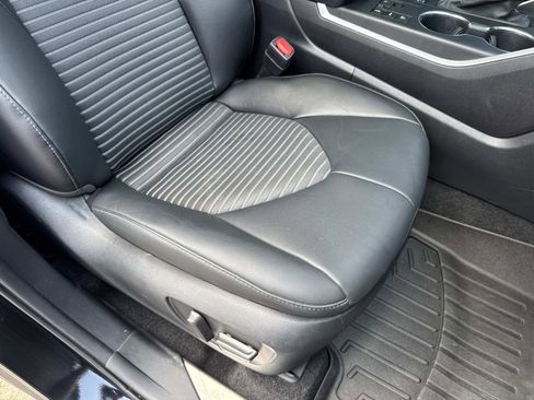 Used 2024 Toyota Highlander XSE image 10