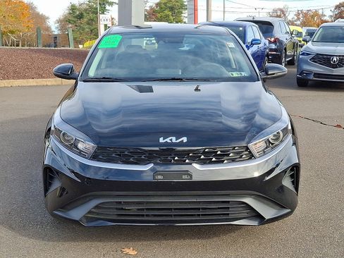 Used 2023 Kia Forte LXS w/ LXS Technology Package image 2