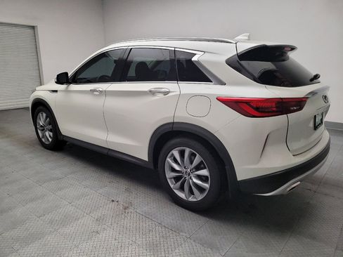 Used 2019 INFINITI QX50 Luxe w/ Navigation Package FWD image 3