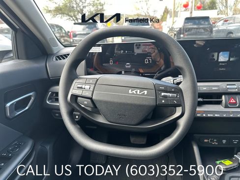 New 2025 Kia K4 LXS FWD image 14