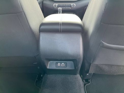 Used 2025 Nissan Altima 2.5 SV FWD image 23