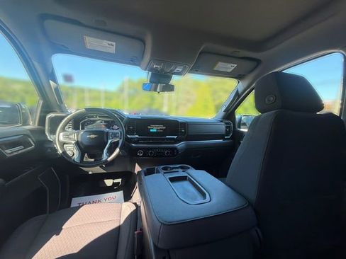 Certified 2024 Chevrolet Silverado 1500 LT AWD/4WD image 26