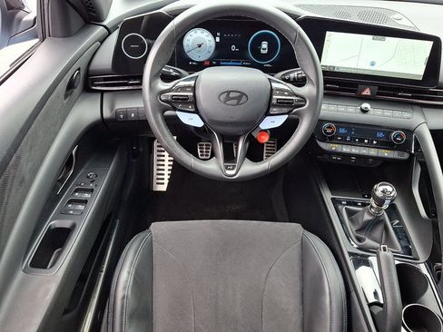 Used 2025 Hyundai Elantra N FWD image 12