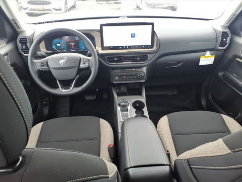 Used 2025 Ford Bronco Sport Big Bend w/ Convenience Package image 11