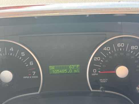 Used 2008 Ford Explorer XLT image 5