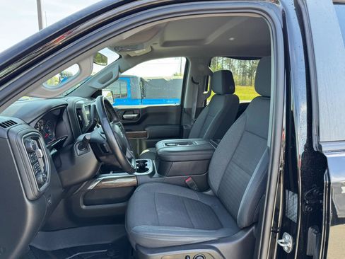 Used 2019 Chevrolet Silverado 1500 LT Trail Boss AWD/4WD image 7