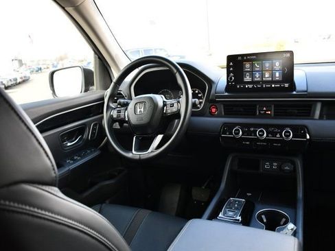 Used 2025 Honda Pilot EX-L image 22