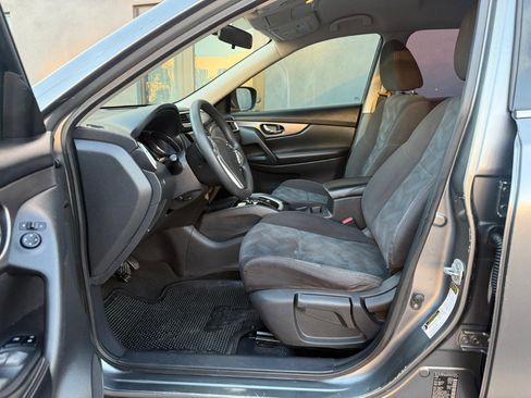 Used 2016 Nissan Rogue S image 16