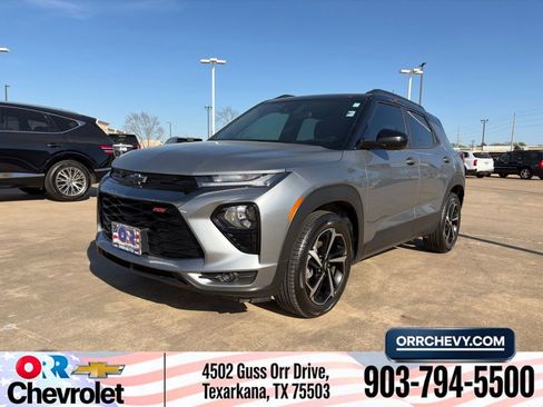 Used 2023 Chevrolet TrailBlazer RS FWD image 1