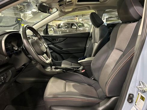 Used 2023 Subaru Crosstrek 2.0i Premium image 8