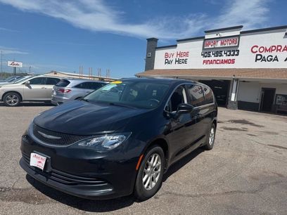 Used 2017 Chrysler Pacifica LX