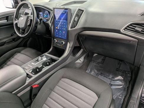Used 2024 Ford Edge SE w/ Black Appearance Package AWD/4WD image 32